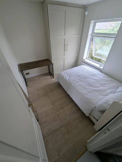 Newly refurbished double room  Main Photo