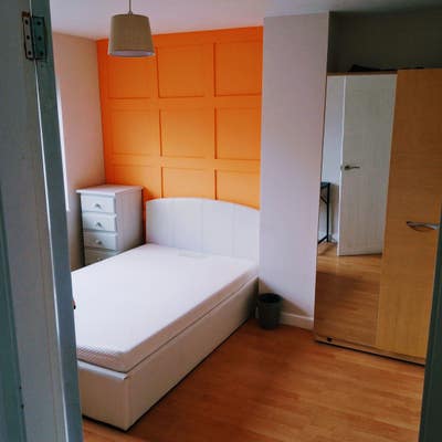 Double room in whitwick Main Photo