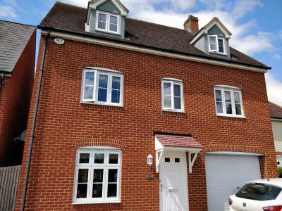 Two Beautiful Double Rooms Available Here!  Main Photo