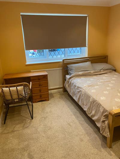 Room with double bed in quiet location  Main Photo