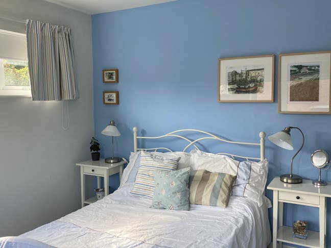 Light airy double room to let Monday to Friday  Main Photo