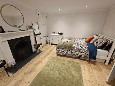 1 spacious double  room  Main Photo