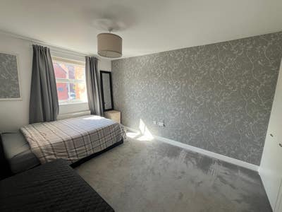 En-suite, furnished Room for Rent (North Swindon) Main Photo
