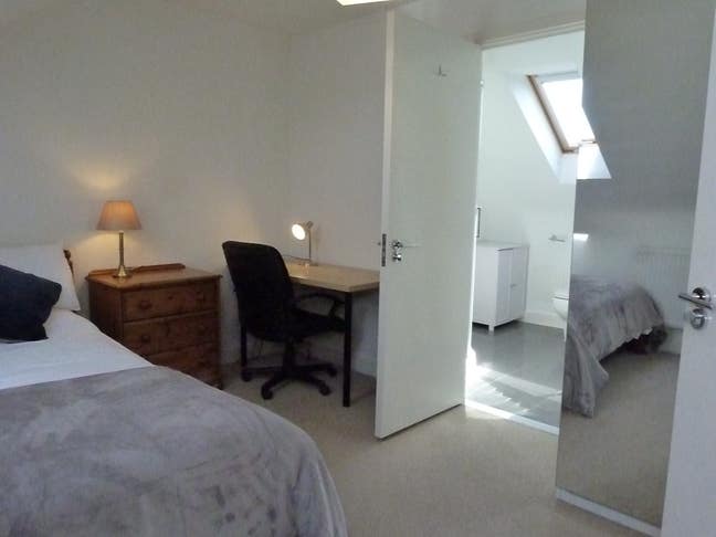 Ensuite Room - Bills Included Main Photo