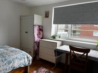 Lovely double room, 10 min from station Main Photo