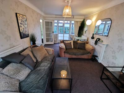 7 months only / beautiful 2 Bed flat!  Main Photo