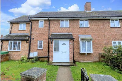 Slough Room Rental - close to Wexham Park Hospital Main Photo