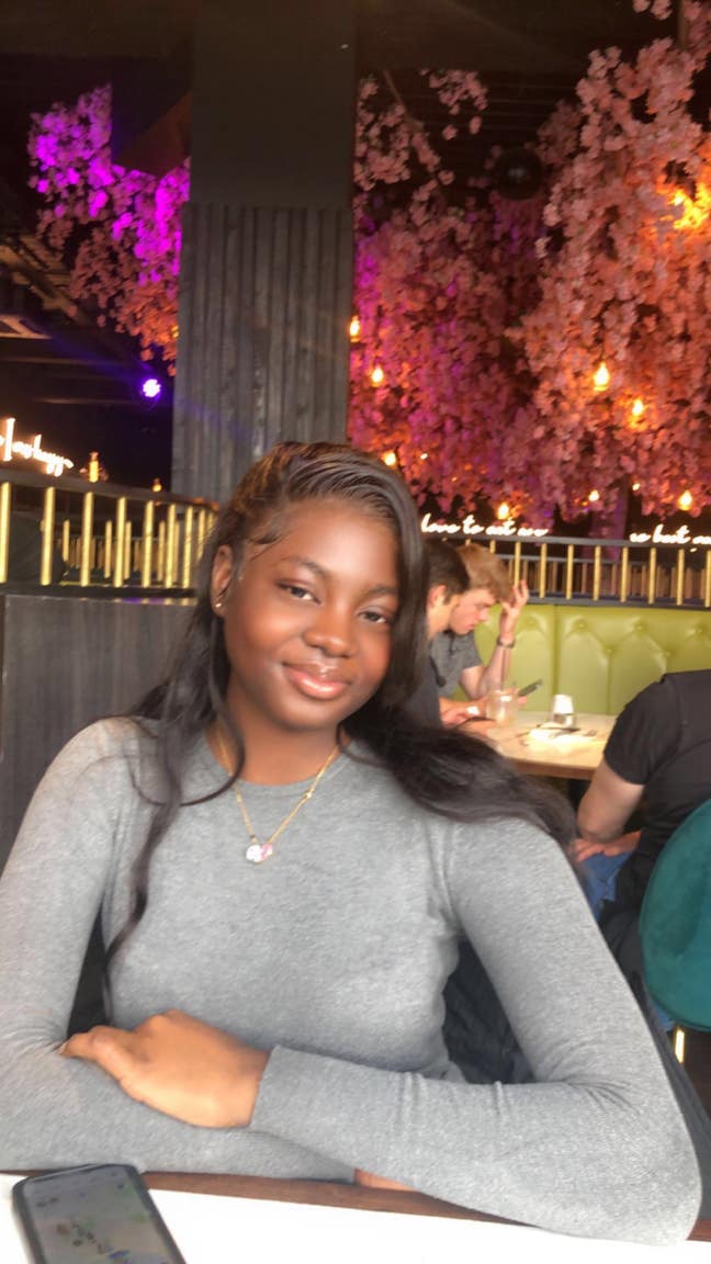 I am a female student aged 20. I am looking f... Main Photo