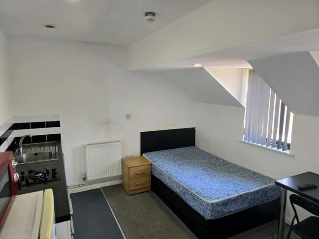 Studio Flat London Rd Main Photo