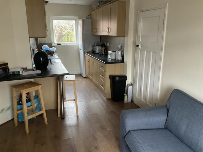 Double Room Available November  Main Photo