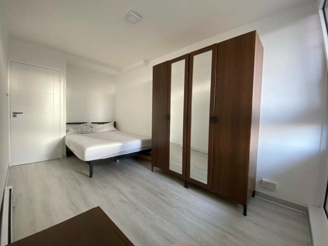 Room Available in Elephant and Castle Main Photo