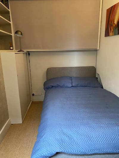 Single Room for Rent in a two bedroom apartment Main Photo