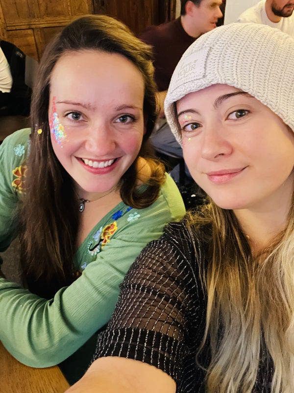 NHS worker needing new home Main Photo