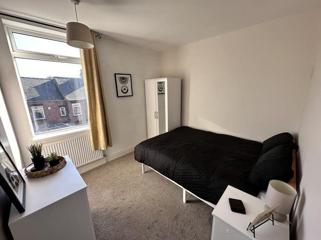 Double Bedroom  50% OFF 1ST MONTH Main Photo