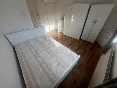 Large double High Barnet - Room for &pound;185pw Main Photo