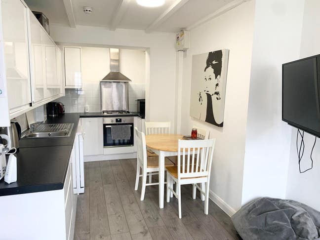 Need Wimbledon - 25 Mins Door to Door! Reposit ! Main Photo