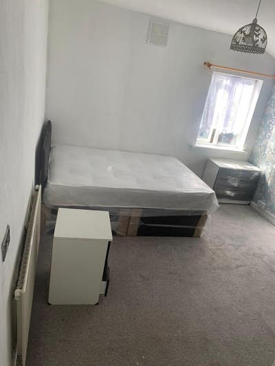 Single Rooms Available Robert Road B20 3RS Main Photo