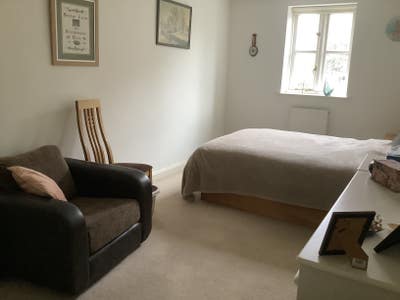 Large double room. Mon-Fri. Main Photo