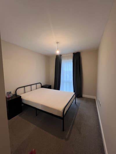 Double bedroom en-suite  Main Photo