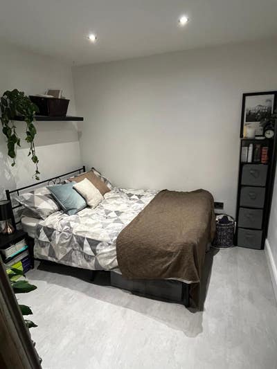 Double room for rent by Hackney Central station Main Photo