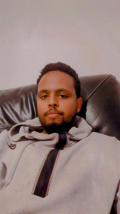 Professional Male seeks a double room Main Photo