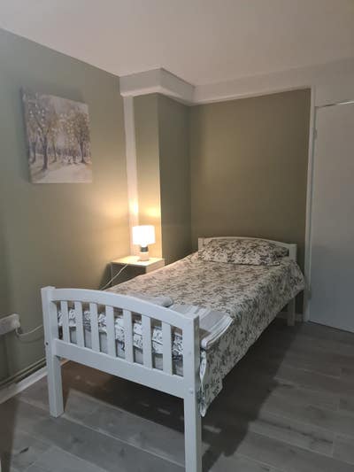 It is a furnished apartment. Very clean and modern Main Photo