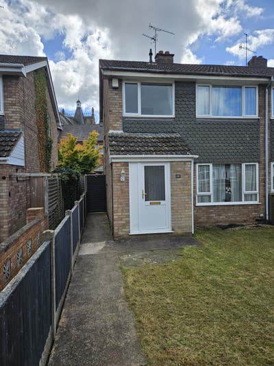 1 rooms available in cosy house Main Photo