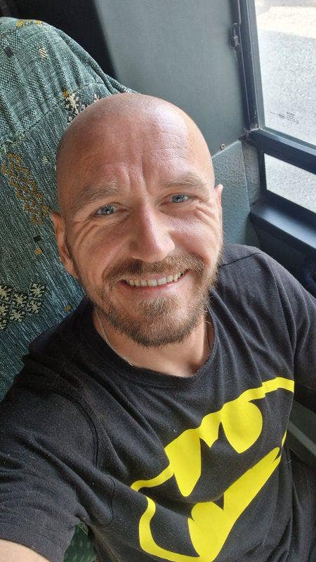 Professional Male seeks a double room Main Photo