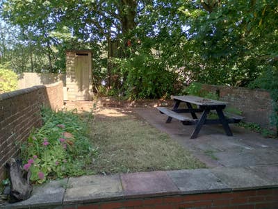 Spacious double room near Waitrose Main Photo