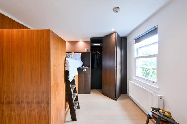 Fully furnished En-Suite Room in Hampstead  Main Photo