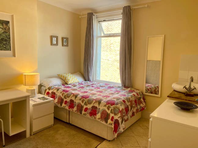 Double room - Cosy, Professional. Main Photo