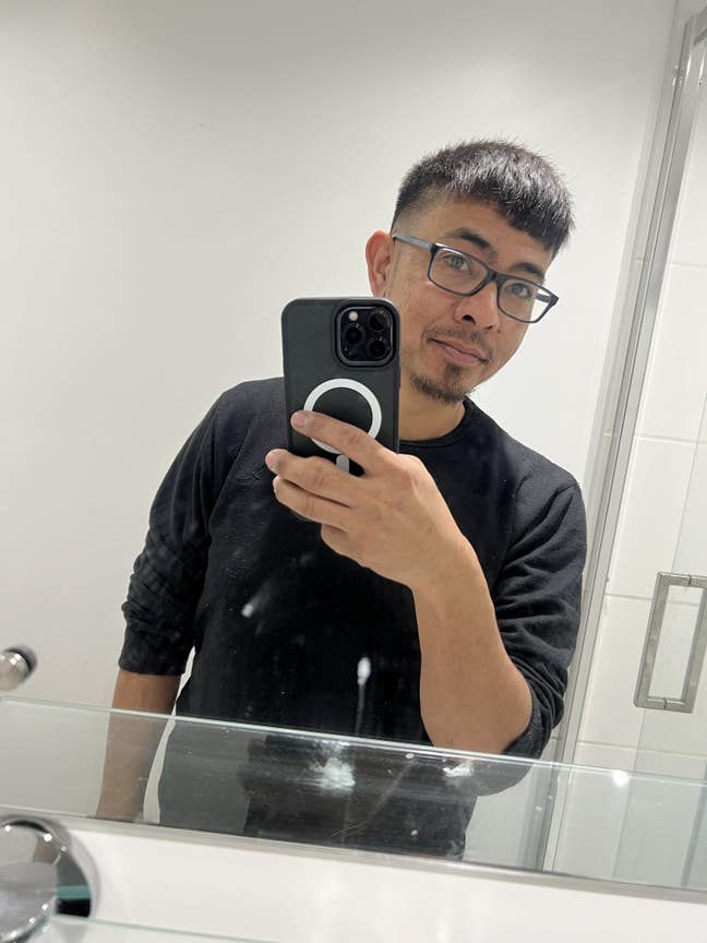 Professional Male seeks a studio or buddy up Main Photo