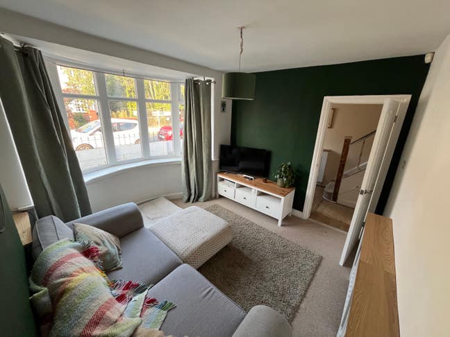 Double Bedroom to Rent - Didsbury Main Photo
