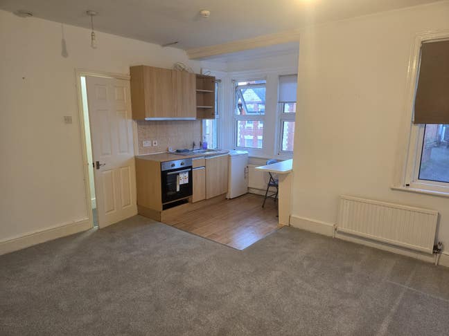 Large double room Main Photo