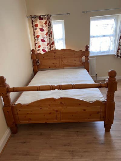 Room to let in grays Main Photo
