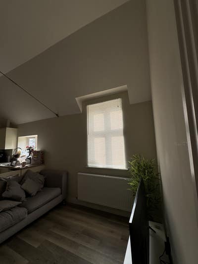 Room to rent in a lovely 2 bedroom apartment  Main Photo