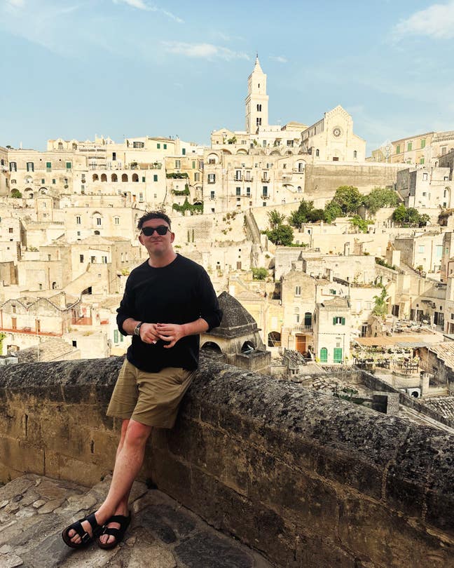 Creative Seeking Room in London Dec move Main Photo