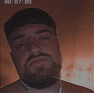 Professional Male seeks a double room Main Photo