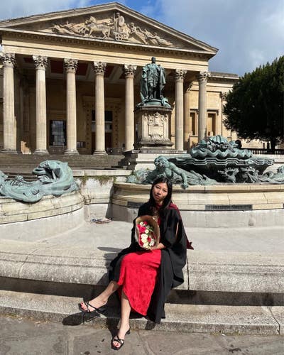 Looking to sublet a girls flat in March!  Main Photo