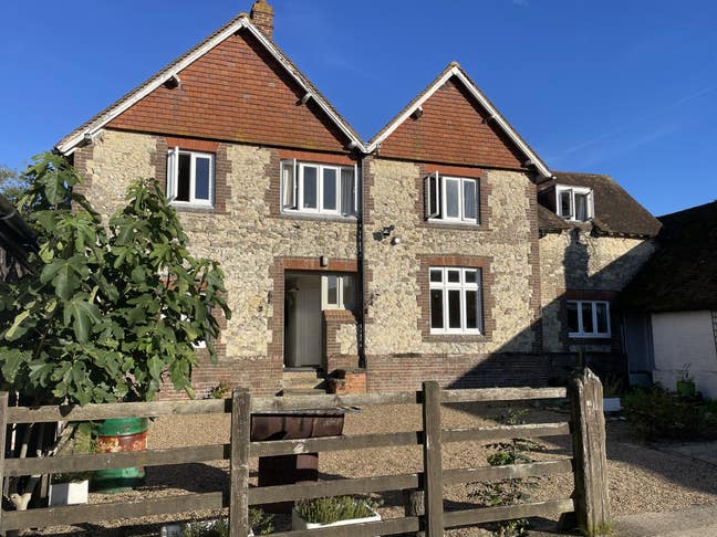 Farm houseshare Main Photo