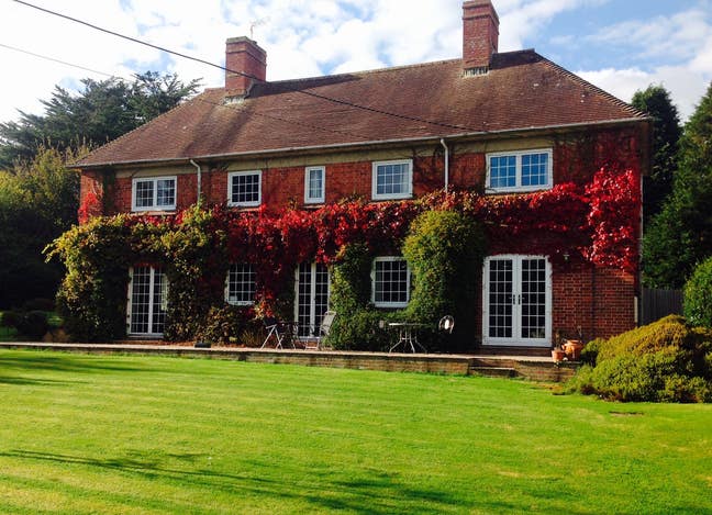Beautiful  annexe in spacious house   Main Photo
