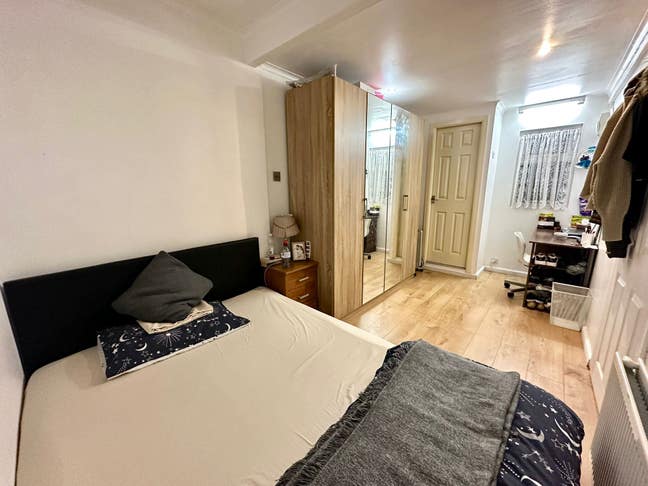 Ensuite Double room (furnished) in Aylesbury  Main Photo