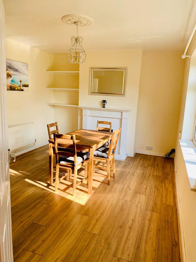 1 double room to let  Main Photo