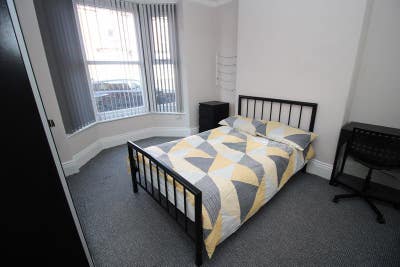 All Inclusive Student House Share High Street Linc Main Photo