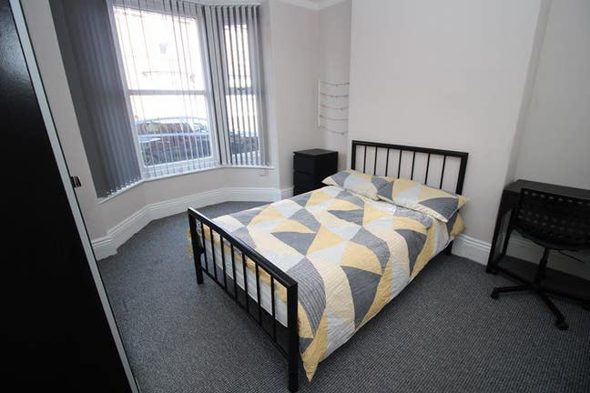 All Inclusive Student House Share High Street Linc Main Photo
