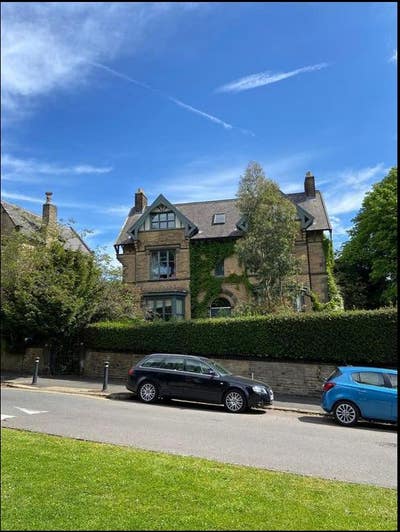 Double room in friendly houseshare Broomhill Main Photo