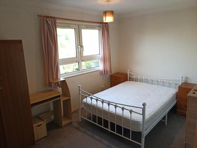 Room in a Shared Flat, Southfields, SW19 Main Photo