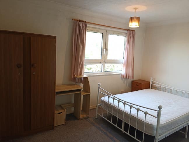 Room in a Shared Flat, Southfields, SW19 Main Photo