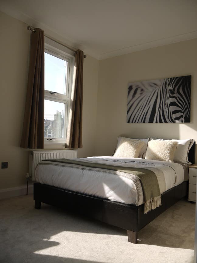Super En-suite room in Baker Arms Main Photo