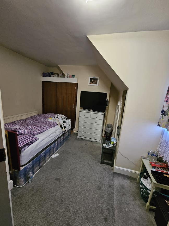 Double Room for rent in Hayes, UB4 Main Photo